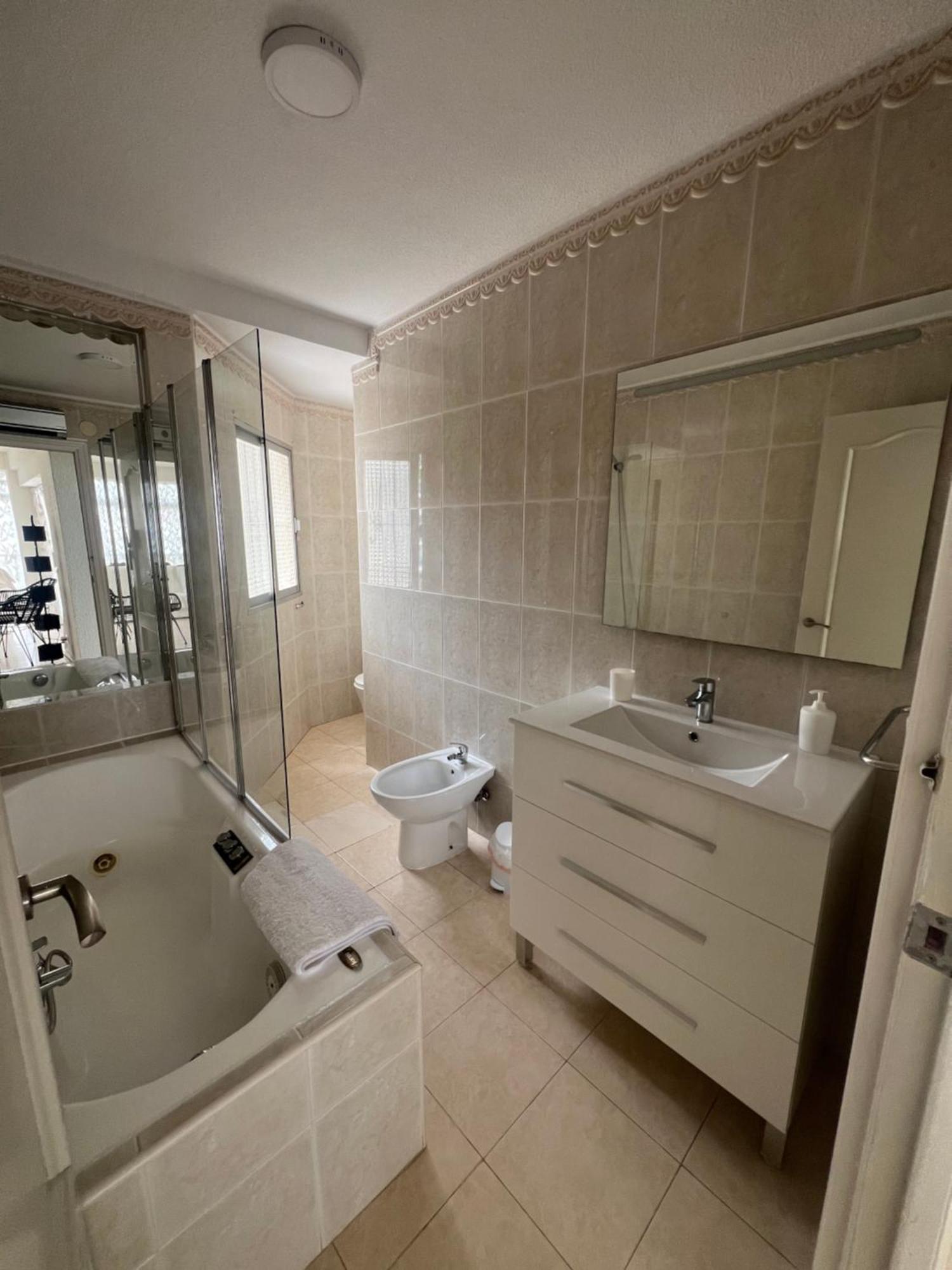 La Torre Sol Y Playa Apartment Benidorm Ngoại thất bức ảnh